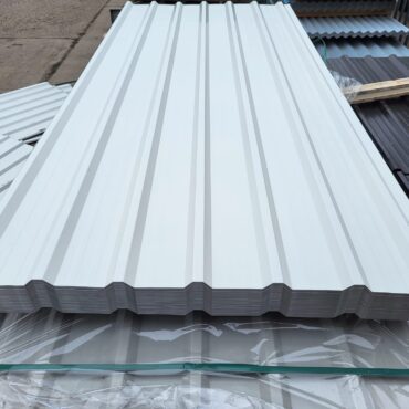 Packs of 10 x 8ft & 10ft Hamlet PVC Plastisol Coated Low Profile Roofing Sheets