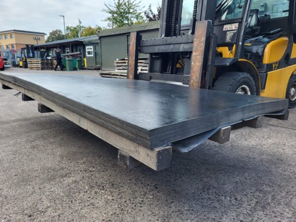 Cheap Black PVC Plastisol Coated Galvanised Steel 0.7mm Flat Roofing Sheets - Image 2