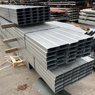 Very Cheap C Section Purlins and Z Purlins from Stock – various lengths & quantities
