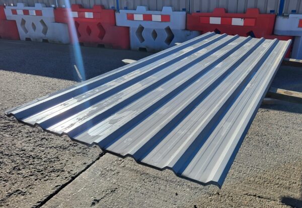Very Cheap Grey Alkyd Low Profile Galvanised Steel Roofing Sheets - Image 3