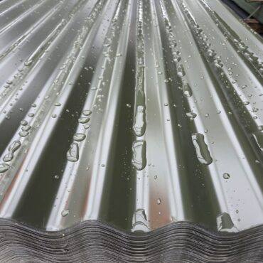 Very Cheap Corrugated Juniper Green Polyester Coated Galvanised Steel Roofing Sheets from stock