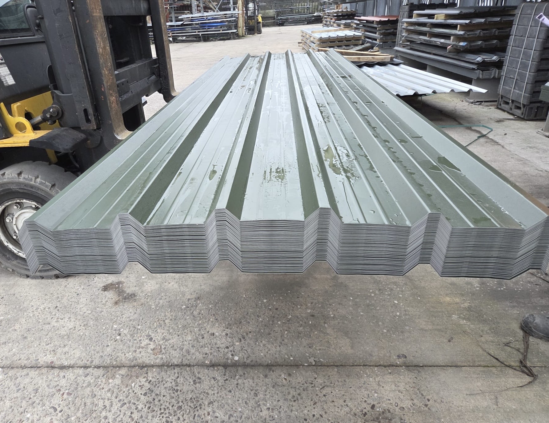 Special Offer - packs of Juniper Green PVC Plastisol Coated Galvanised Steel Box Profile 32/1000 Roofing Sheets - Image 2