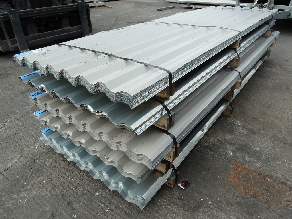 Very Cheap 8ft (2.44m) Miscellaneous Coated / Uncoated Galvanised Steel Box Profile 26/1000 Roofing Sheets, 0.5mm Gauge, 1m cover width once fitted