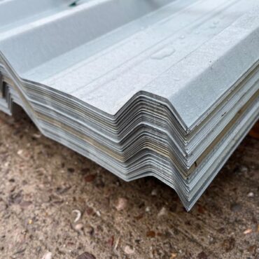 8ft (2.4mm) Miscellaneous Coated / Uncoated Galvanised Steel Box Profile 32/1000 Roofing Sheets, 0.5mm Gauge, 1m cover width once fitted
