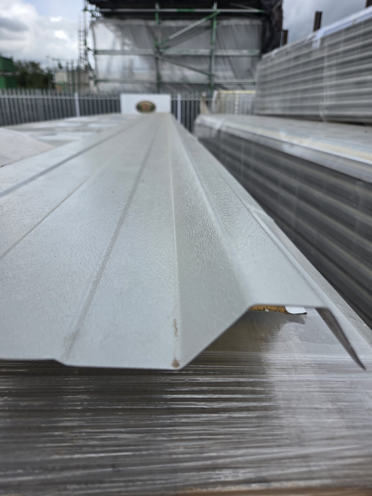 Very Cheap Trisomet 333 Composite Panels / 40mm Insulated Box Profile Steel Roofing Sheets in Goosewing Grey with a Plastisol Coated Finish – Packs to clear - Image 3