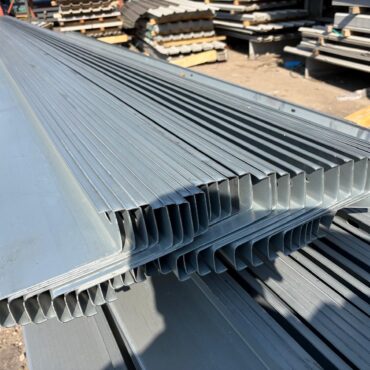 Cheap Pack of Galvanised Steel Z Purlins from Stock (22 x 4.450m – 5m lengths)